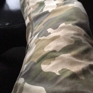 Meet your Posher, Joshua